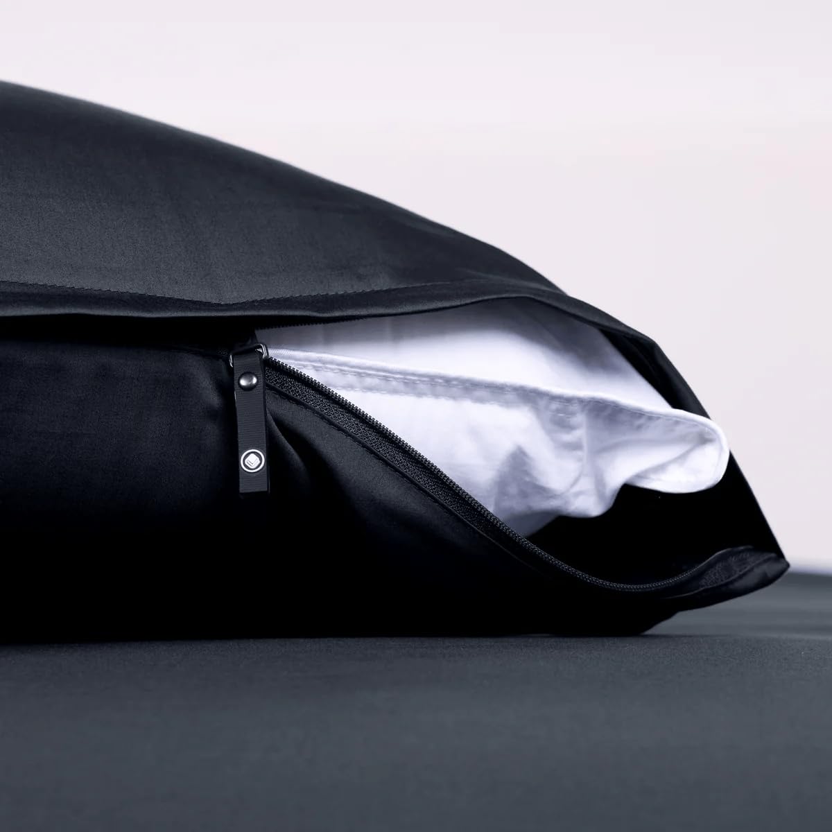 THE LAD COLLECTIVE Invisible Zip Pillow Cases (2 Pack), Sleek Zipper Pillow Covers, Standard Size Pillowcase for Luxury Bedding - Nevada Nights