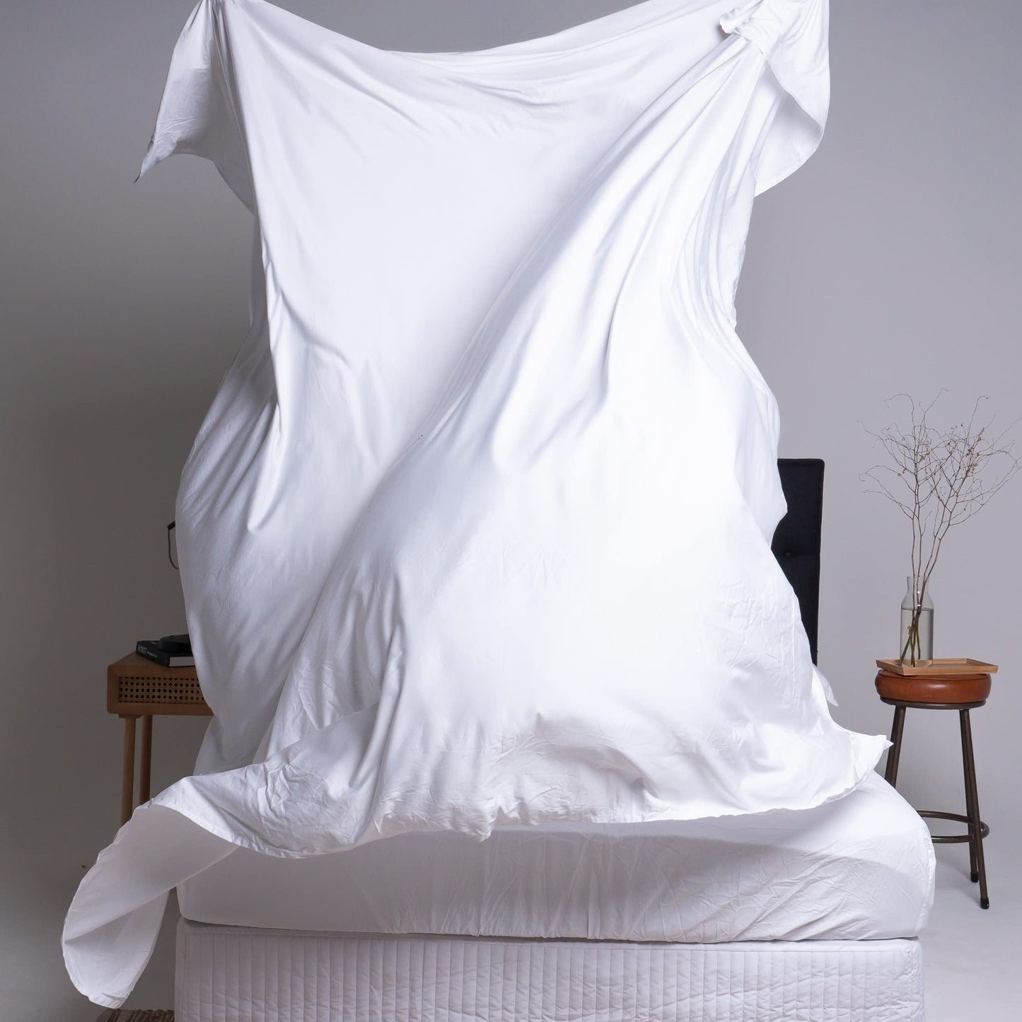 THE LAD COLLECTIVE 2.0 Bedding Set - 4 Piece Sheet & Pillow Case Set, Custom Blend, Soft, Comfortable, Temperature Regulating, & Easy-to-Use - (California King, Malibu White)