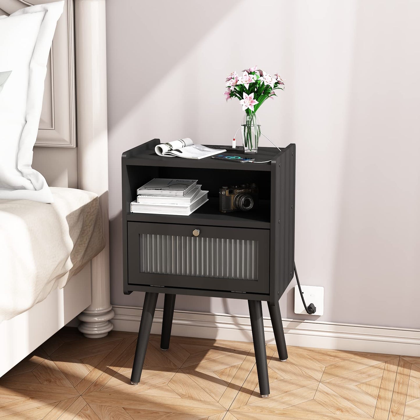 Mid Century Modern Nightstand with Charging Station, Bedside Tables with Glass Decorative Door, End Table Side Table with 2 Tiers Storage Space, for Bedroom, Living Room, Black