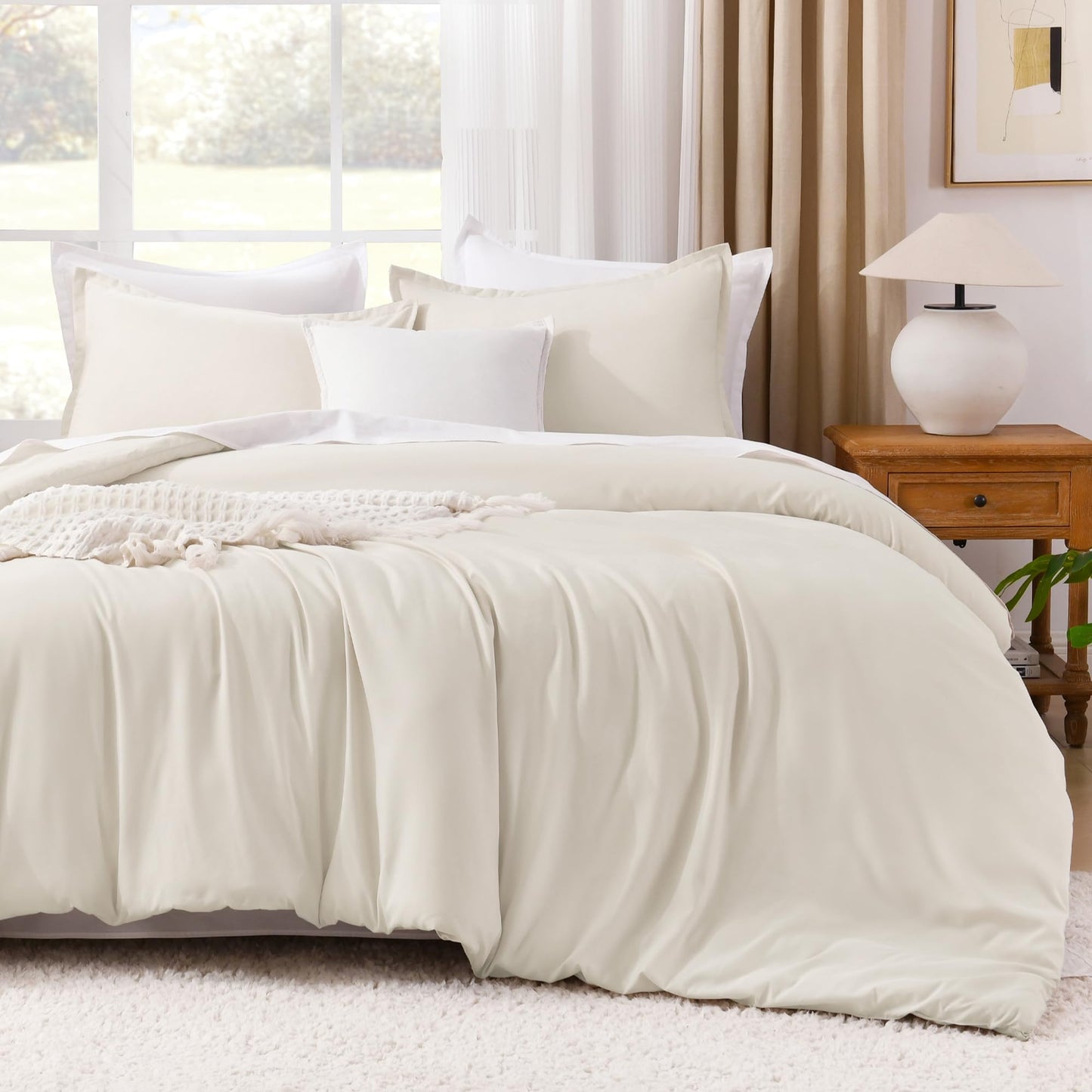 Litanika Queen Comforter Set Beige, 3 Pieces Lightweight Fluffy Solid Bedding Comforter Set, Down Alternative Comforter All Season Bed Set Gift Choice