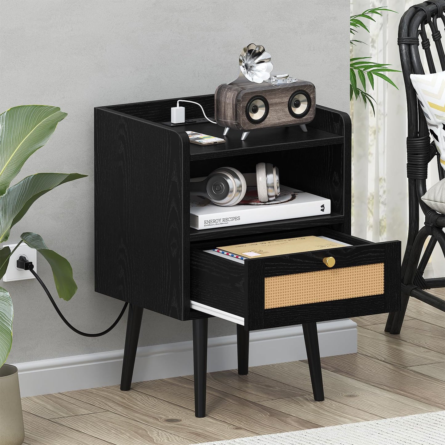 Night stand Set of 2, Bedside Tables with Charging Station, Rattan End Tables, Bed Side Tables, Wood Nightstands set of 2 for Farmhouse Kids' Room Bedroom Living Room Dorm Sofa Office Corner(Black)